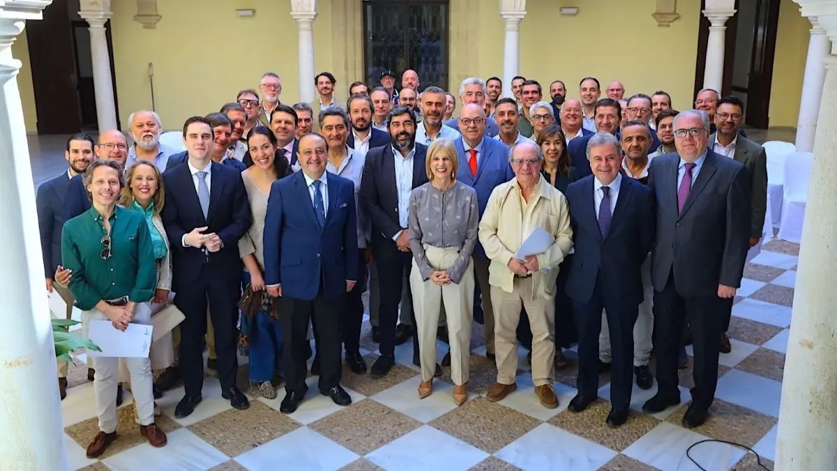 Encuentro cofrade con el Ayuntamiento de Jerez